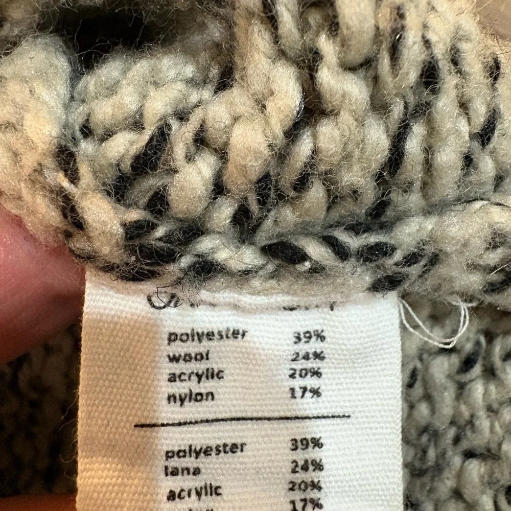 Oak + Fort Wool Blend Crew Neck Sweater Size Small Ribbed Hem - Picture 6 of 8